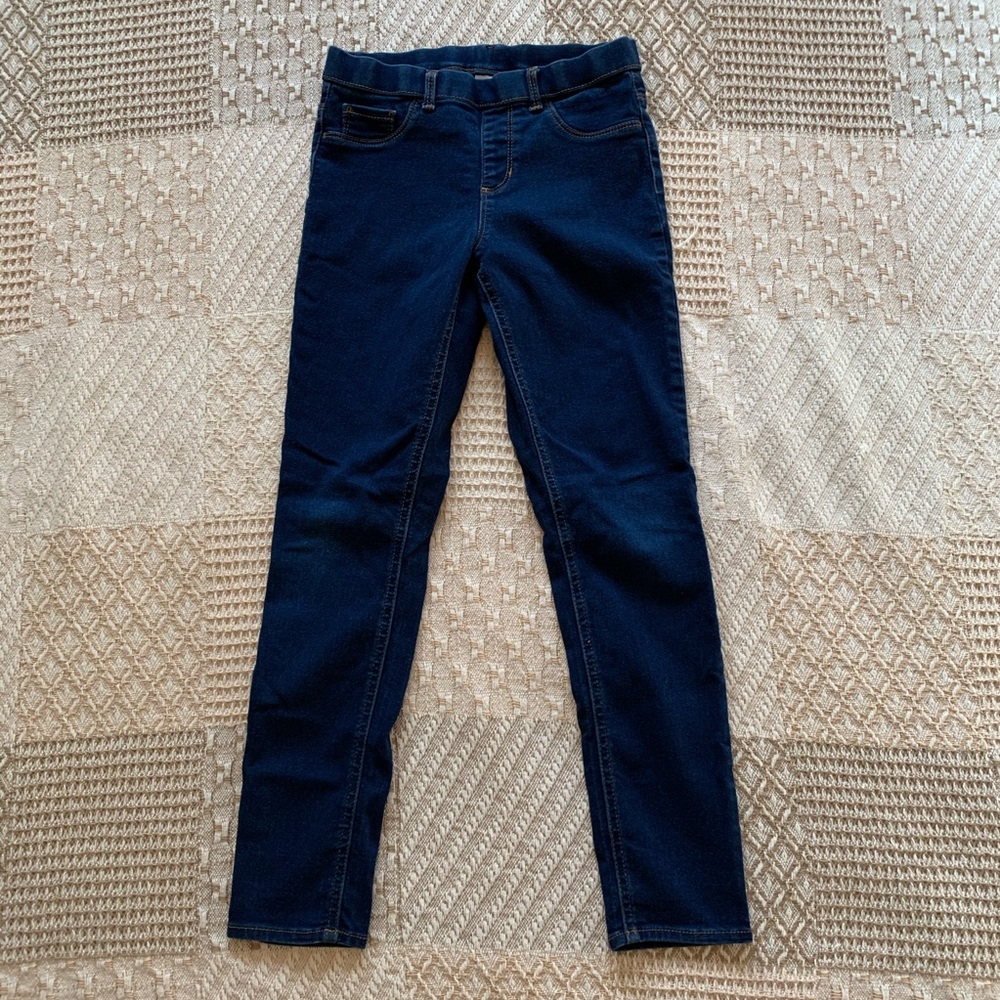 Girls pull on jeans
